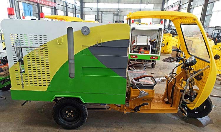 人行道電動(dòng)三輪高溫高壓清洗車