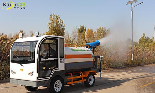 小型電動(dòng)灑水車(chē)解決小區(qū)戶(hù)外消毒防疫問(wèn)題