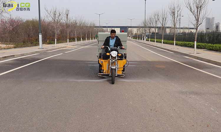 環(huán)衛(wèi)小型高壓清洗車 高壓清洗車