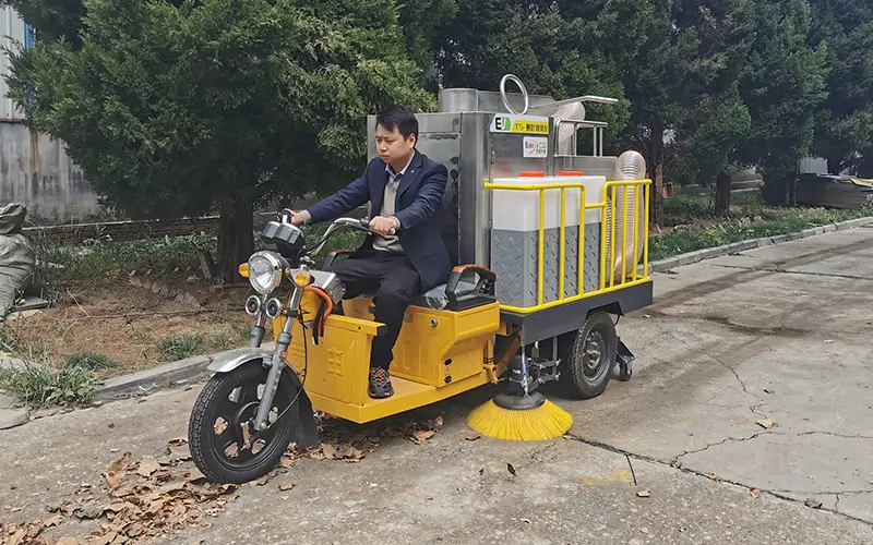 三輪樹(shù)葉收集車(chē)BY-T6