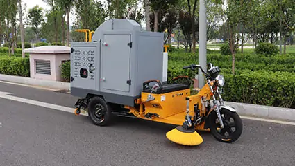 三輪樹(shù)葉收集車(chē)BY-T6創(chuàng)新設(shè)備