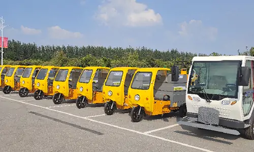 發(fā)往某環(huán)衛(wèi)公司的高壓清洗車已經到達客戶指定地點