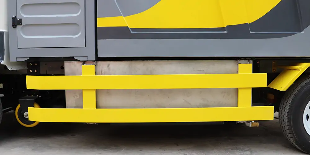 純電動(dòng)樹(shù)葉收集車(chē)