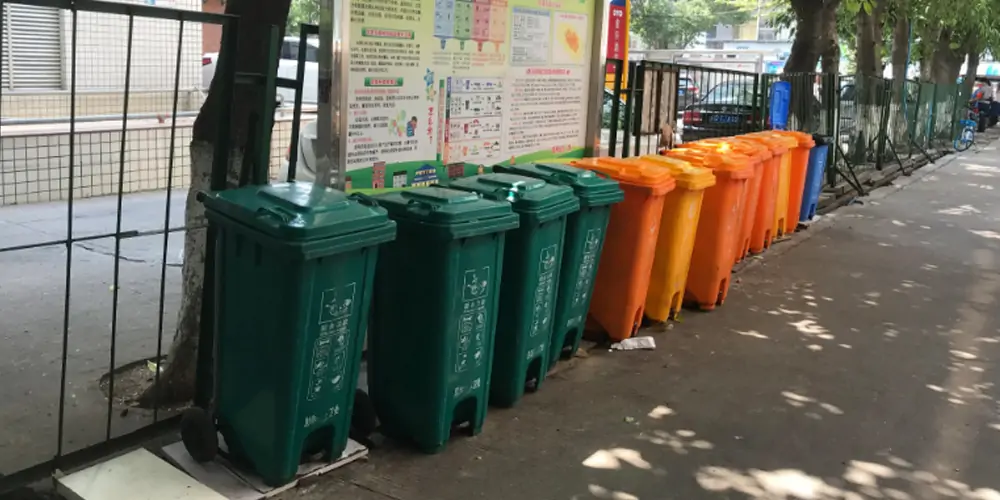 物業(yè)用垃圾車(chē)，物業(yè)垃圾車(chē)，后裝式垃圾清運(yùn)車(chē)，垃圾清運(yùn)車(chē)