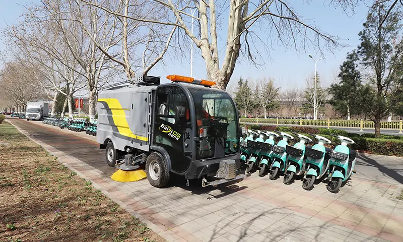 純電動(dòng)，低噪音，零排放！洗、掃、沖三合一多功能純電動(dòng)洗掃車的魅力到底在哪？