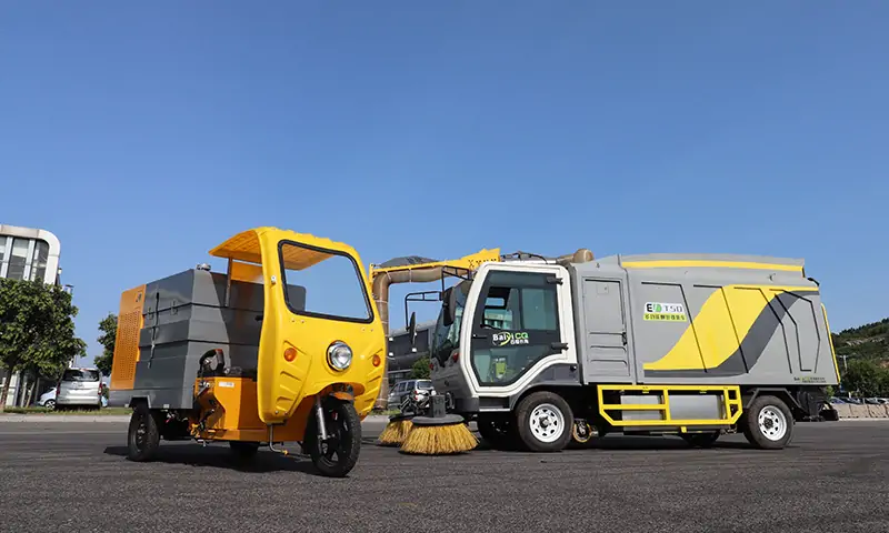 樹葉收集車與高壓清洗車聯(lián)合作業(yè)會產(chǎn)生怎樣的火花？一起來看一下！