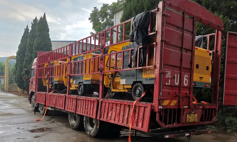 小型三輪高壓沖洗車(chē)：助力北京環(huán)衛(wèi)，實(shí)現(xiàn)區(qū)域衛(wèi)生全覆蓋