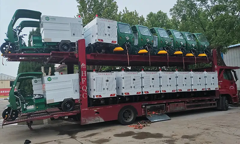 助力美好城市衛(wèi)生建設(shè)！高壓沖洗車(chē)和樹(shù)葉收集車(chē)發(fā)貨案例！