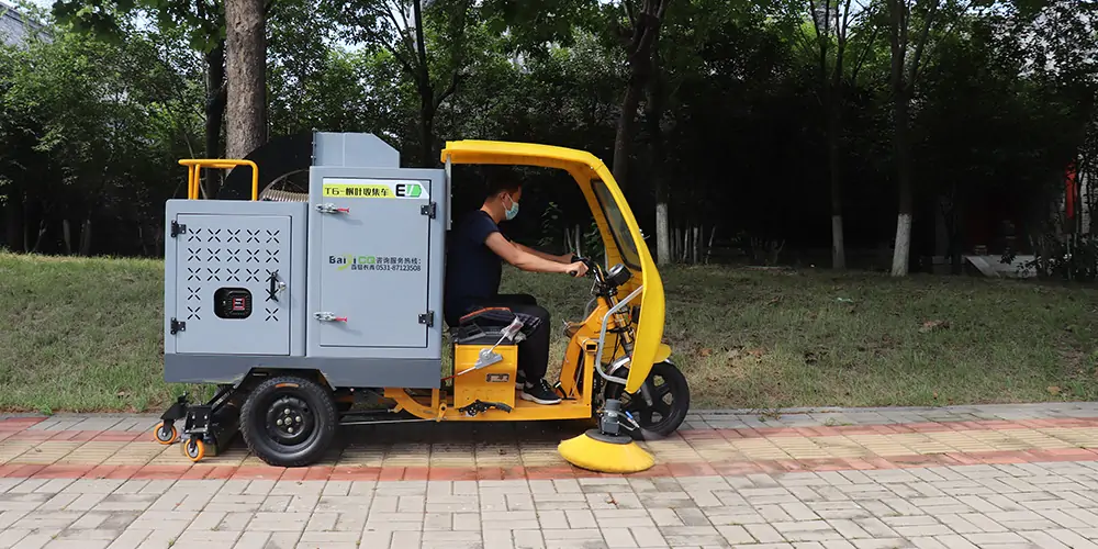 純電動(dòng)樹葉收集車_多功能樹葉收集車_吸樹葉的機(jī)器_掃樹葉神器