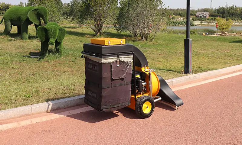 后裝式垃圾清運(yùn)車(chē)：城市環(huán)境衛(wèi)生的得力助手