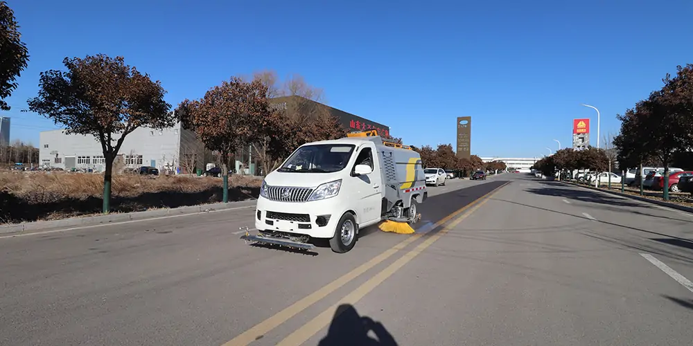 純電動(dòng)環(huán)衛(wèi)洗掃車 新能源電動(dòng)洗掃車 純電動(dòng)吸塵洗掃車 多功能環(huán)衛(wèi)純電動(dòng)洗掃車