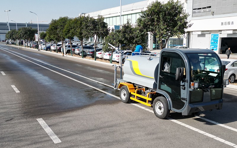 電動(dòng)四輪灑水車BY-X20