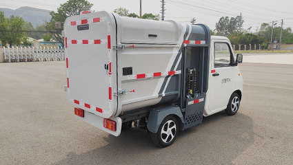 新能源自裝卸式垃圾車(chē)BY-LC1000