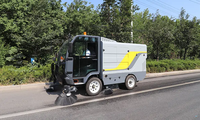 純電動清掃車發(fā)貨：為城市環(huán)境衛(wèi)生建設提供綠色動力