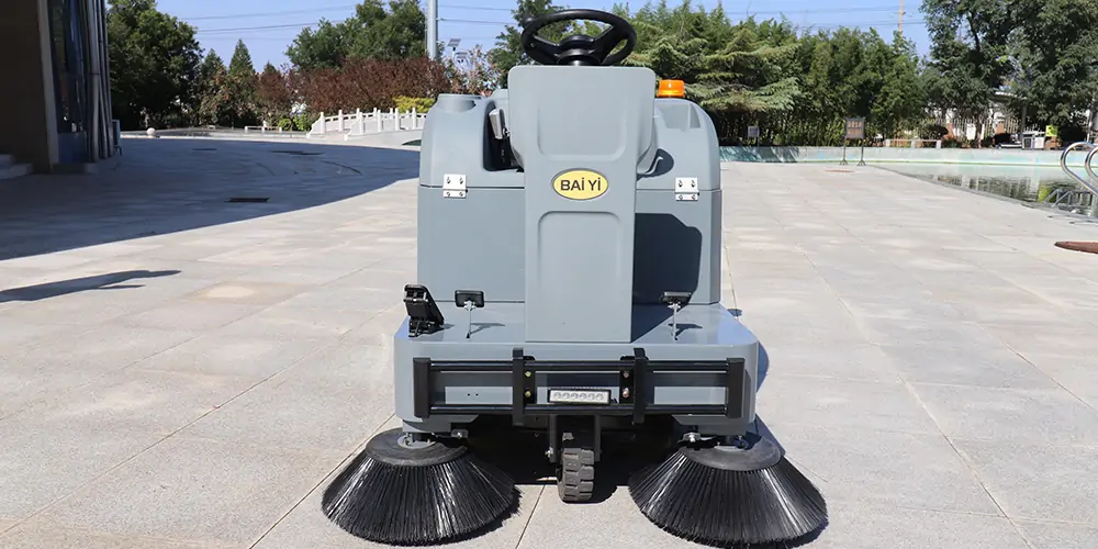 清掃車(chē) 電動(dòng)掃地車(chē) 廠區(qū)掃地車(chē) 園區(qū)掃路車(chē) 景區(qū)清掃車(chē)