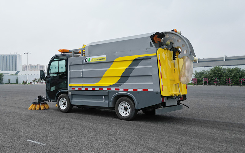 多功能樹葉收集車BY-T50