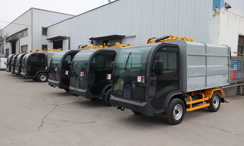 新能源四輪垃圾清運(yùn)車：高效環(huán)保，助力城市環(huán)境衛(wèi)生建設(shè)