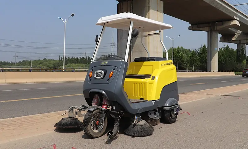 靈活高效新選擇——純電動(dòng)三輪清掃車助力精細(xì)化環(huán)衛(wèi)管理