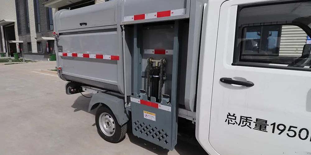 新能源側(cè)裝垃圾車，垃圾運輸車，垃圾車，側(cè)裝式垃圾車