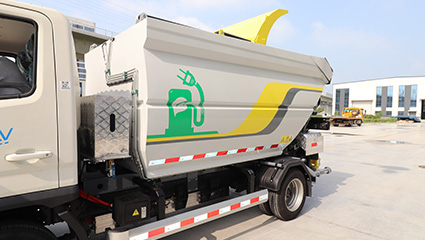 新能源自裝卸式垃圾車BY-LH4500動(dòng)力系統(tǒng)