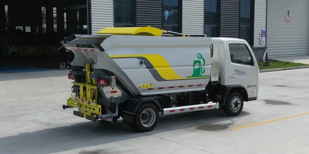 新能源后裝式垃圾車，純電動垃圾車，電動垃圾車，小型垃圾車